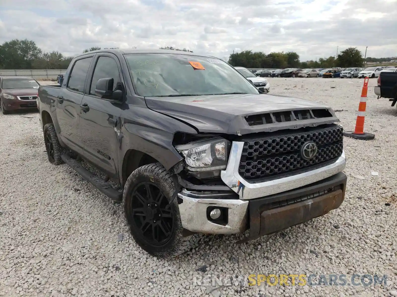 1 Photograph of a damaged car 5TFEY5F11LX256977 TOYOTA TUNDRA 2020