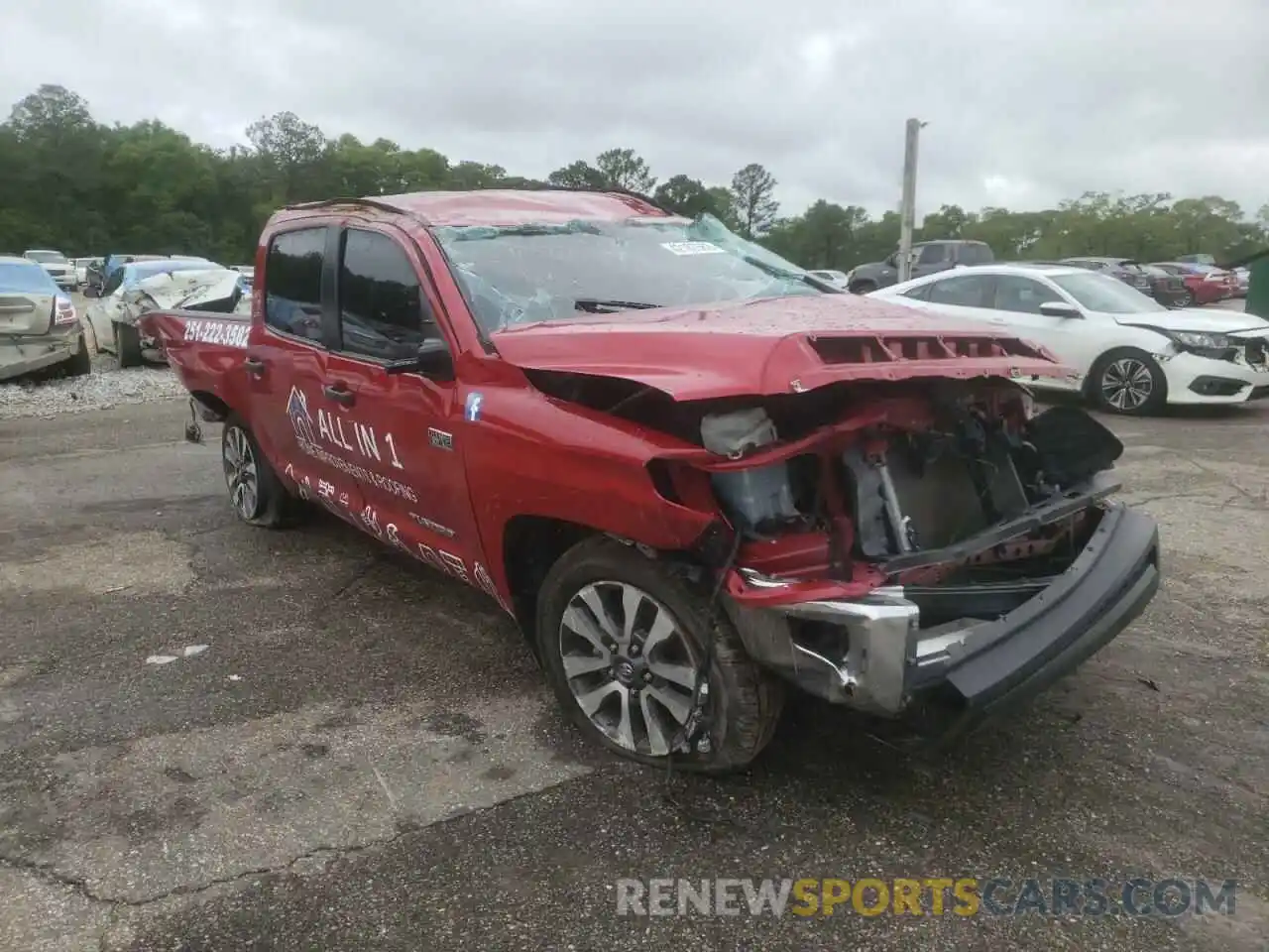 1 Photograph of a damaged car 5TFEY5F11LX262696 TOYOTA TUNDRA 2020