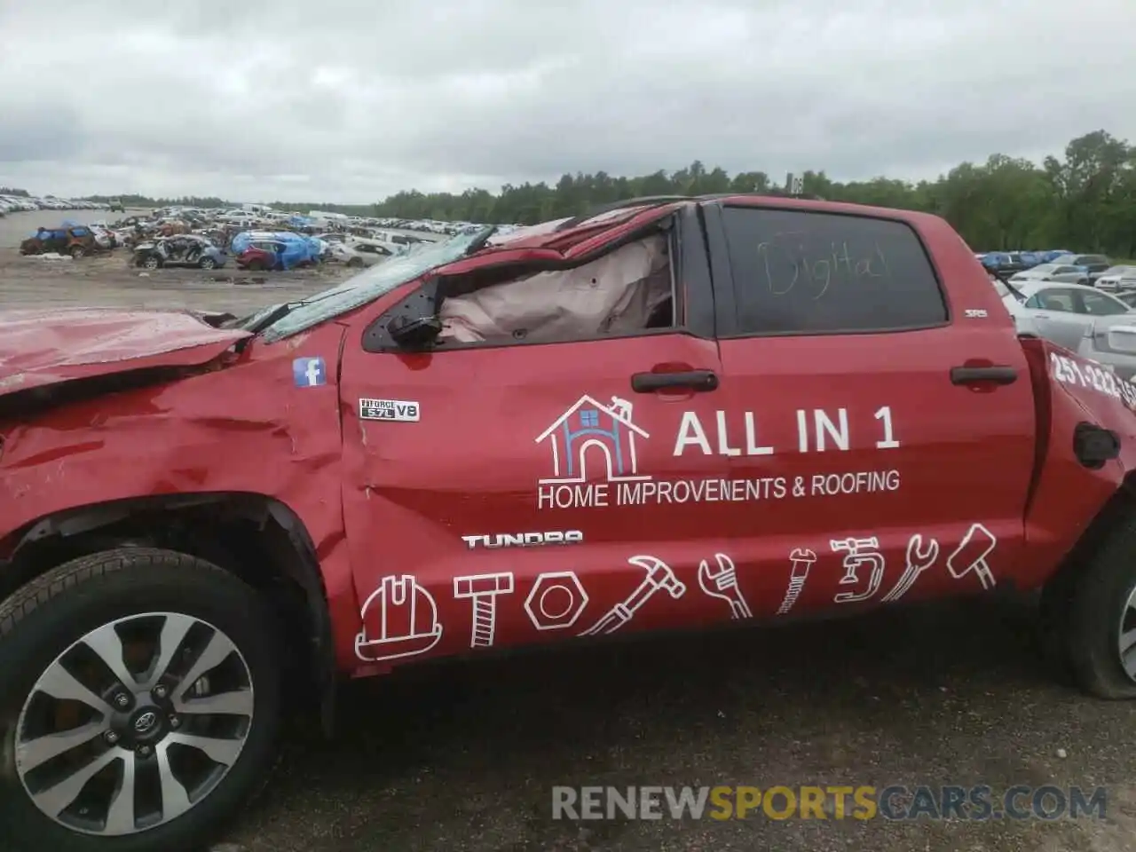 10 Photograph of a damaged car 5TFEY5F11LX262696 TOYOTA TUNDRA 2020