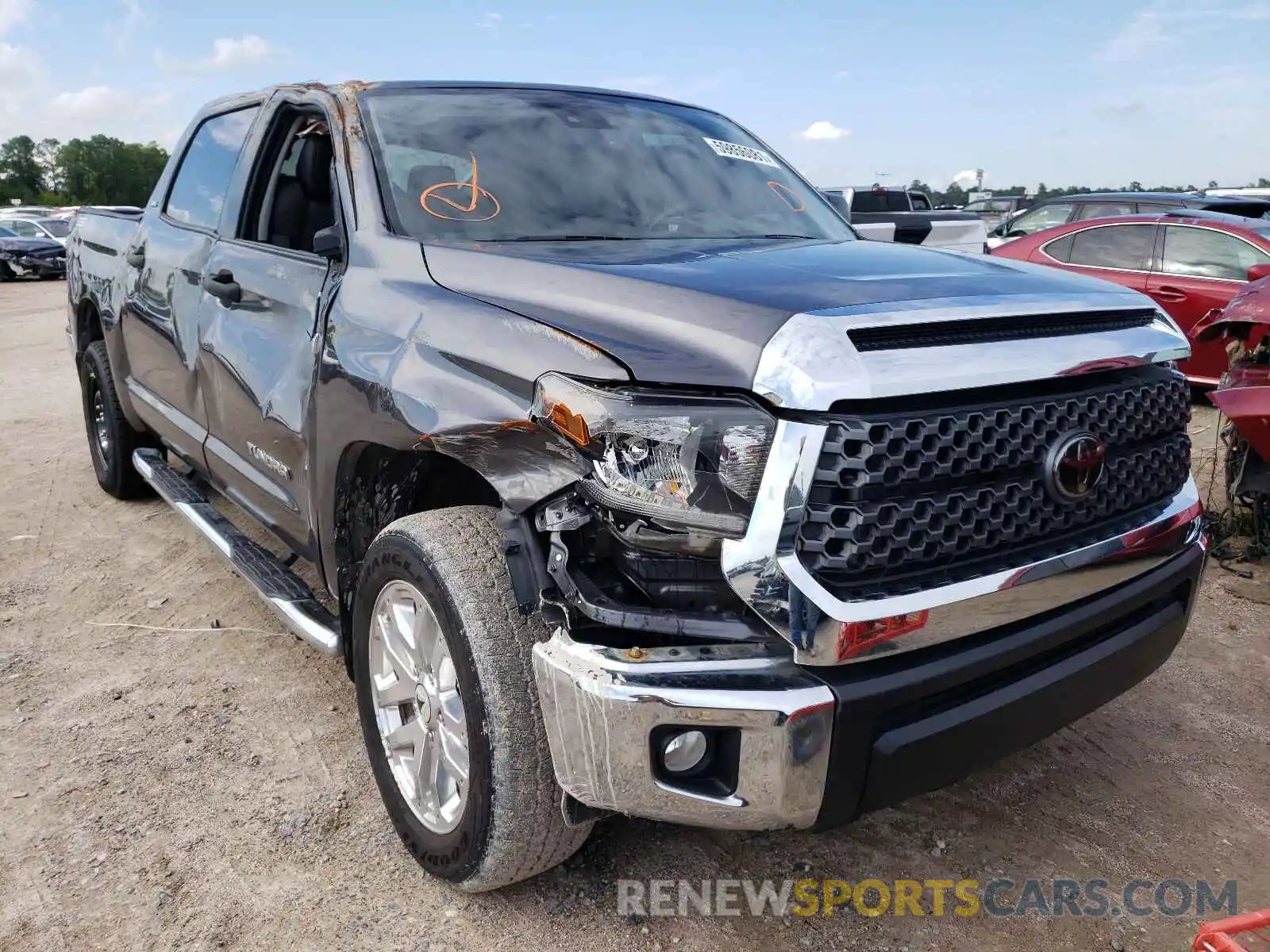 1 Photograph of a damaged car 5TFEY5F11LX267042 TOYOTA TUNDRA 2020