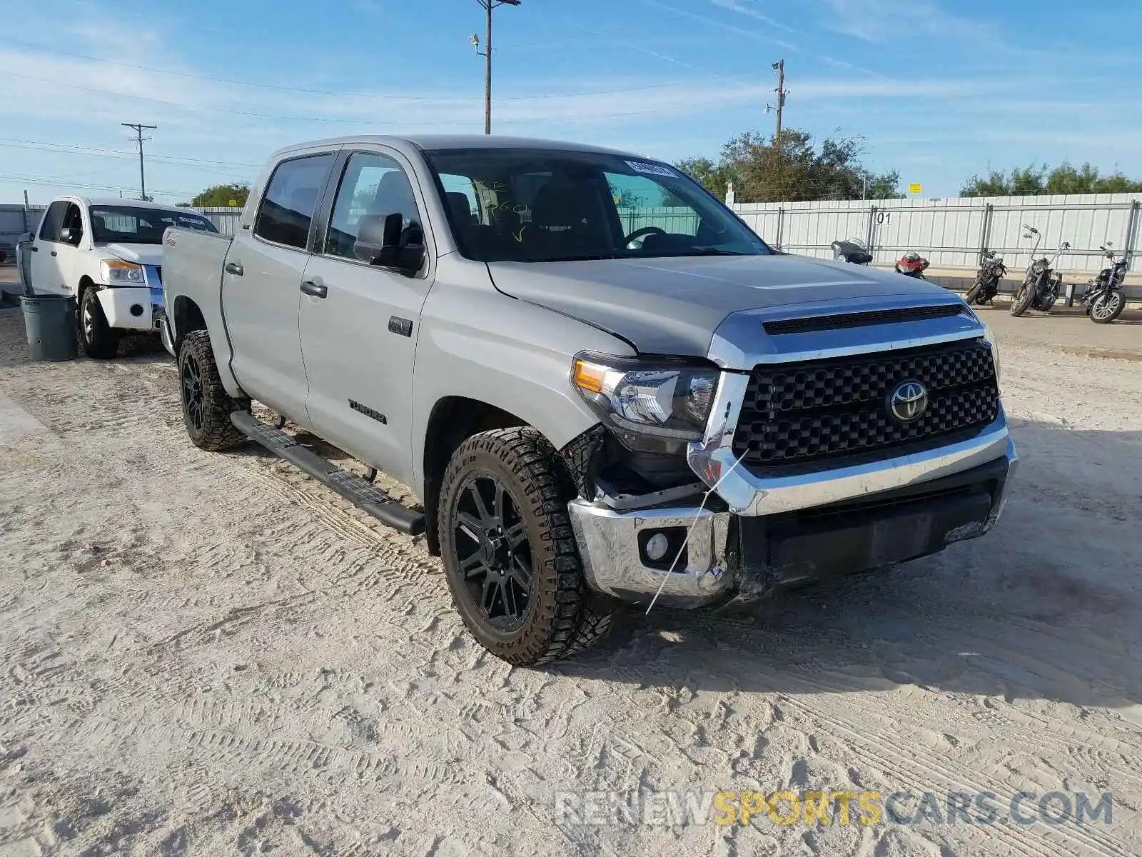 1 Photograph of a damaged car 5TFEY5F12LX259337 TOYOTA TUNDRA 2020