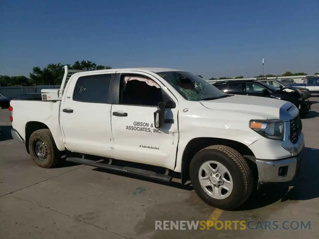 9 Photograph of a damaged car 5TFEY5F14LX256164 TOYOTA TUNDRA 2020