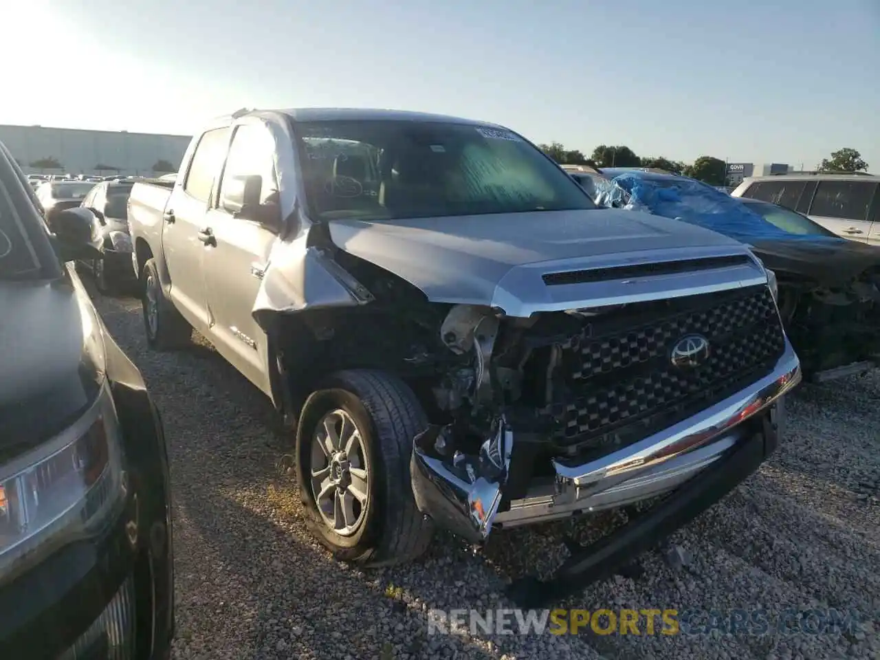 9 Photograph of a damaged car 5TFEY5F14LX256245 TOYOTA TUNDRA 2020