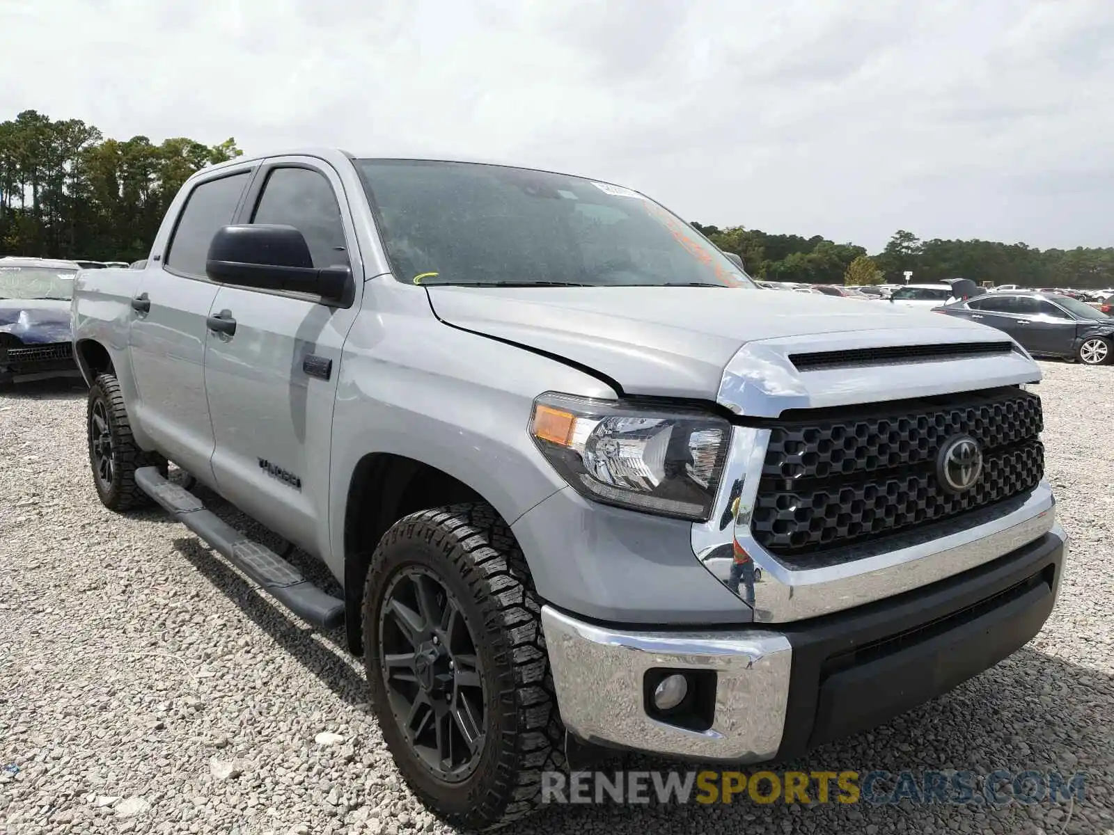 1 Photograph of a damaged car 5TFEY5F14LX261347 TOYOTA TUNDRA 2020