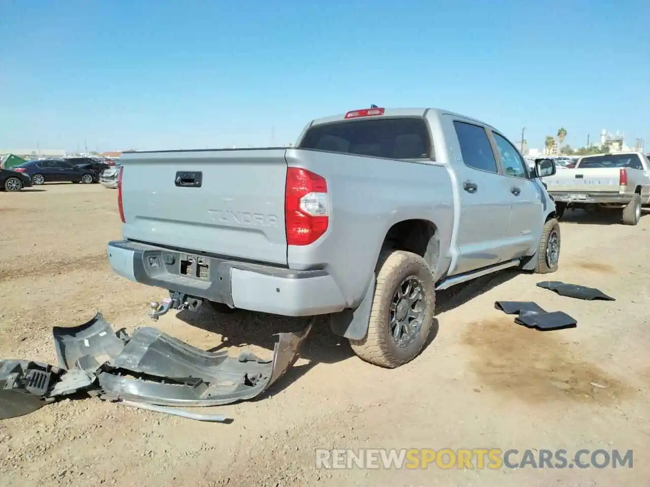 4 Photograph of a damaged car 5TFEY5F15LX256156 TOYOTA TUNDRA 2020