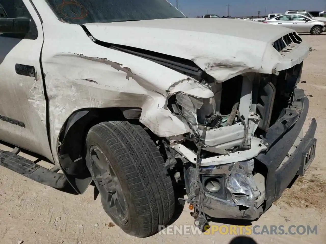 9 Photograph of a damaged car 5TFEY5F15LX258795 TOYOTA TUNDRA 2020