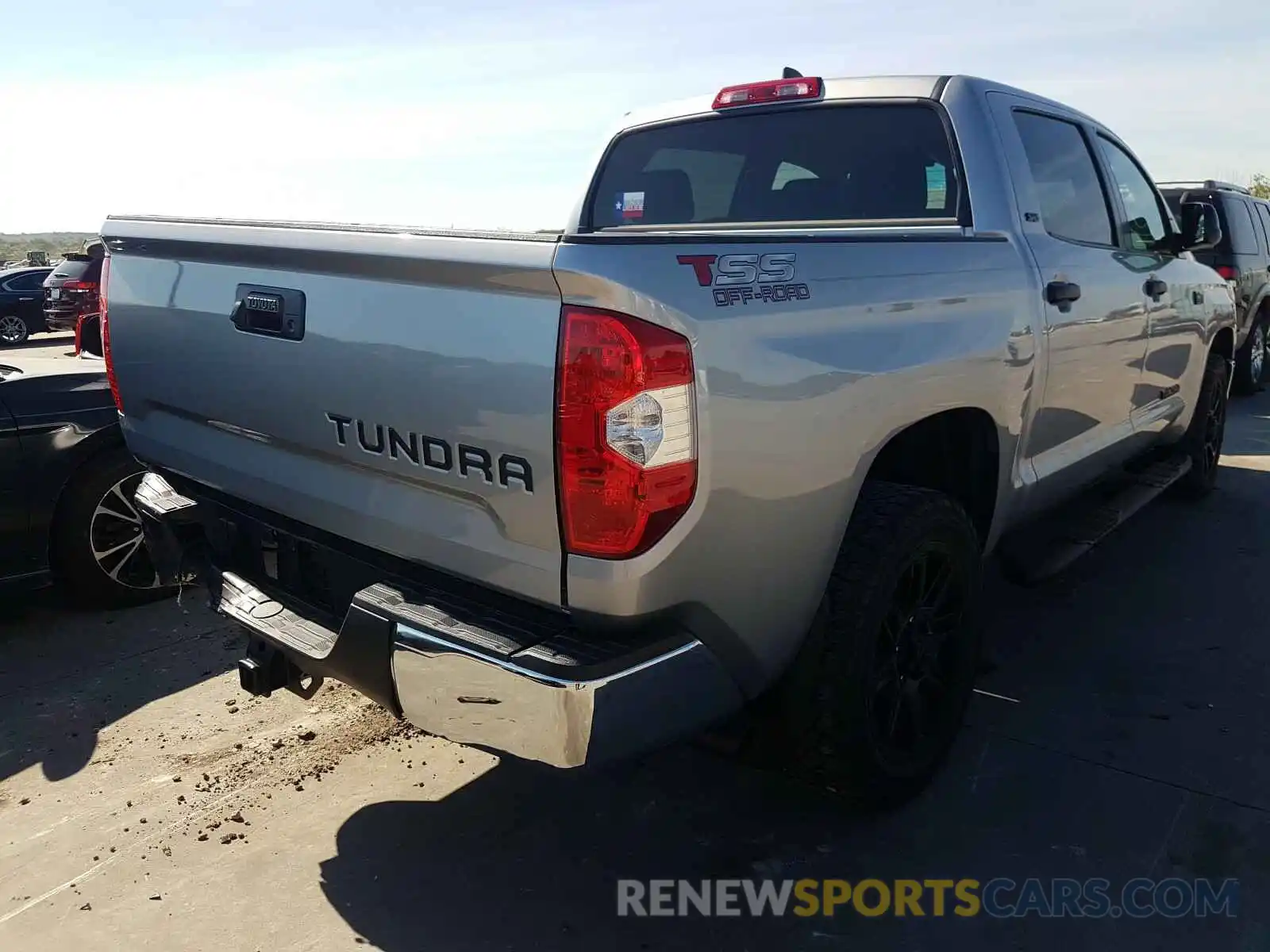 4 Photograph of a damaged car 5TFEY5F15LX261194 TOYOTA TUNDRA 2020