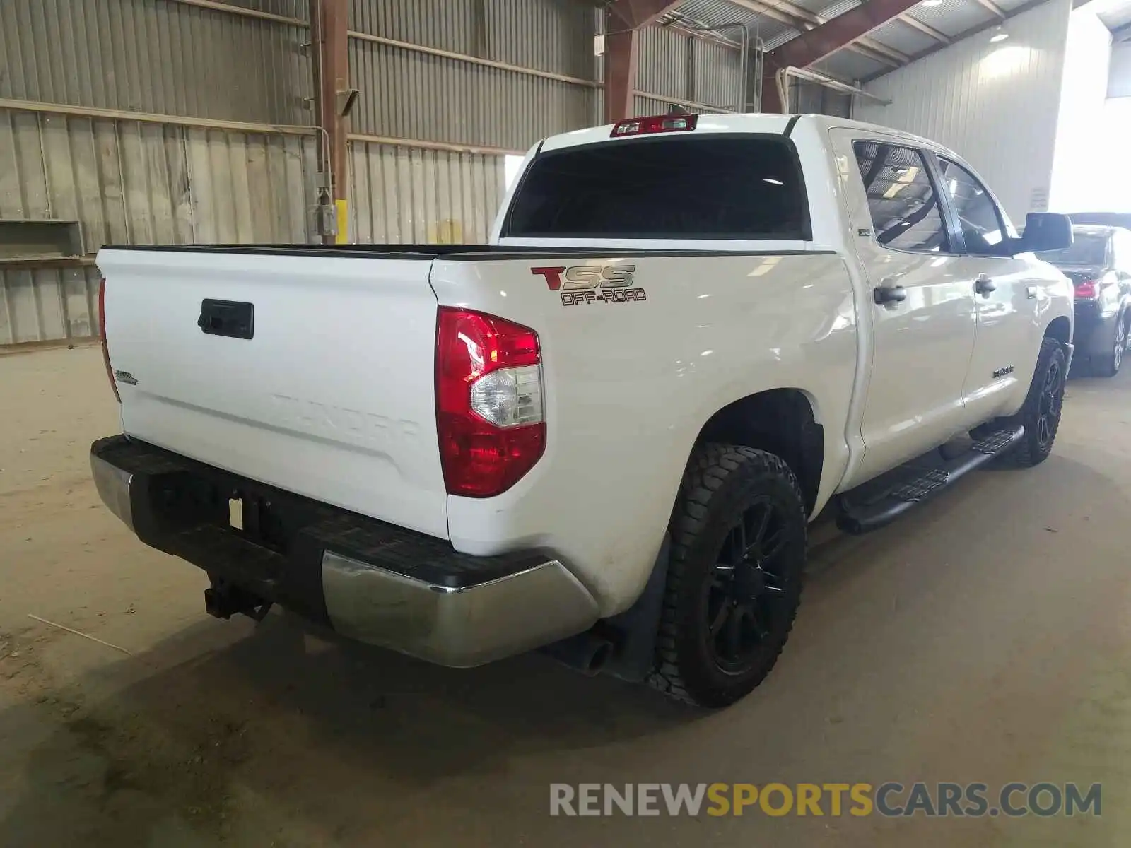 4 Photograph of a damaged car 5TFEY5F15LX261485 TOYOTA TUNDRA 2020