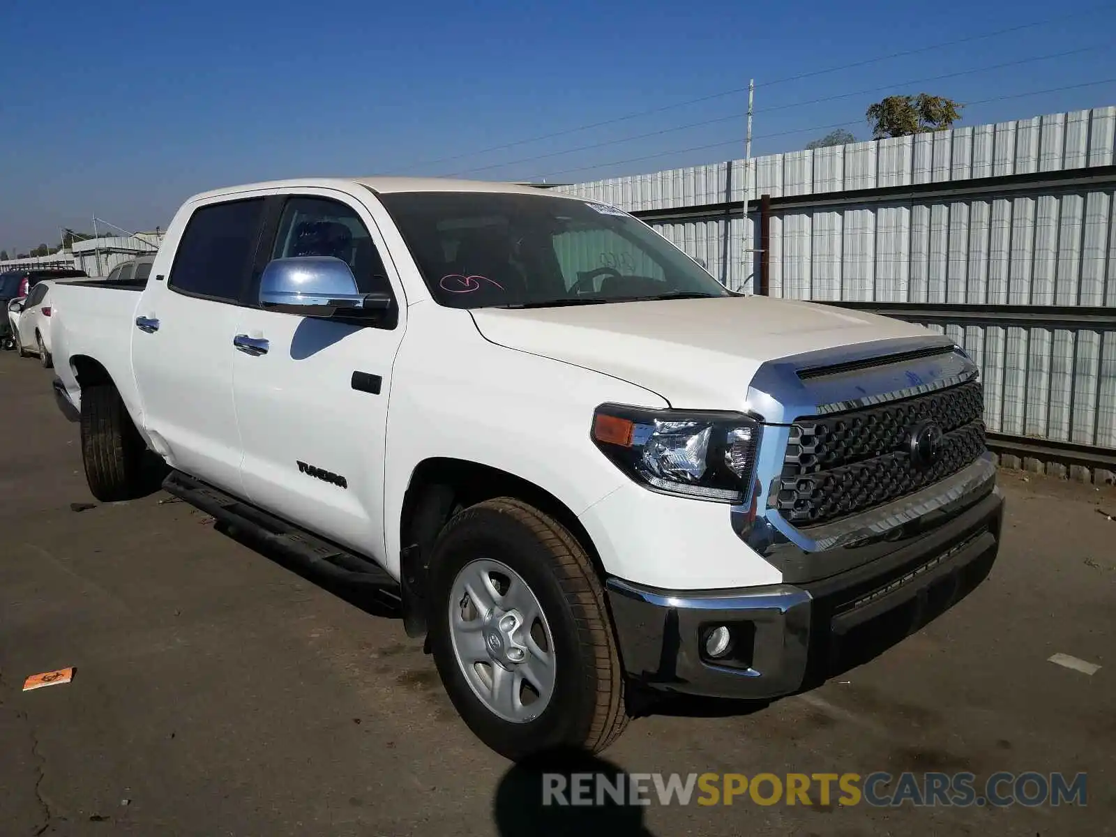 1 Photograph of a damaged car 5TFEY5F15LX269571 TOYOTA TUNDRA 2020