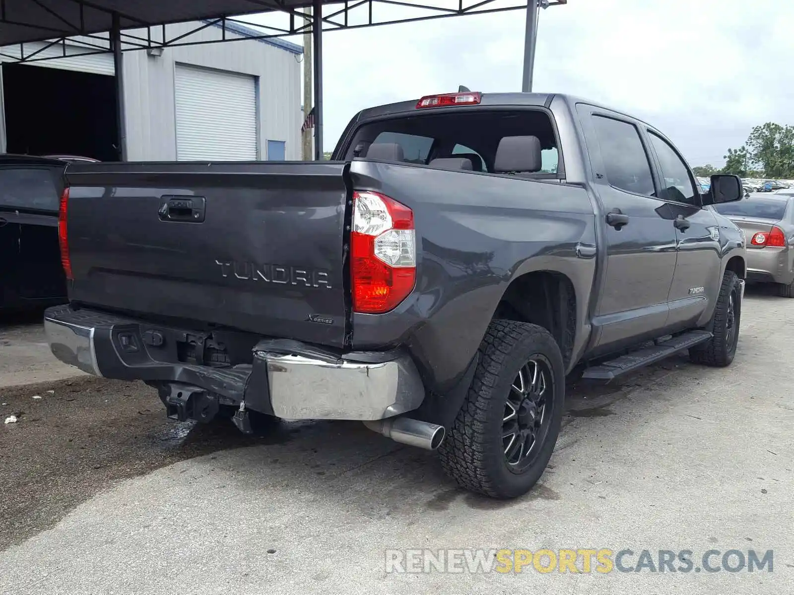 4 Photograph of a damaged car 5TFEY5F16LX258837 TOYOTA TUNDRA 2020