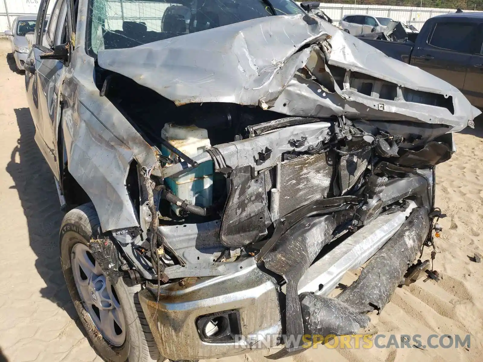 9 Photograph of a damaged car 5TFEY5F16LX260281 TOYOTA TUNDRA 2020