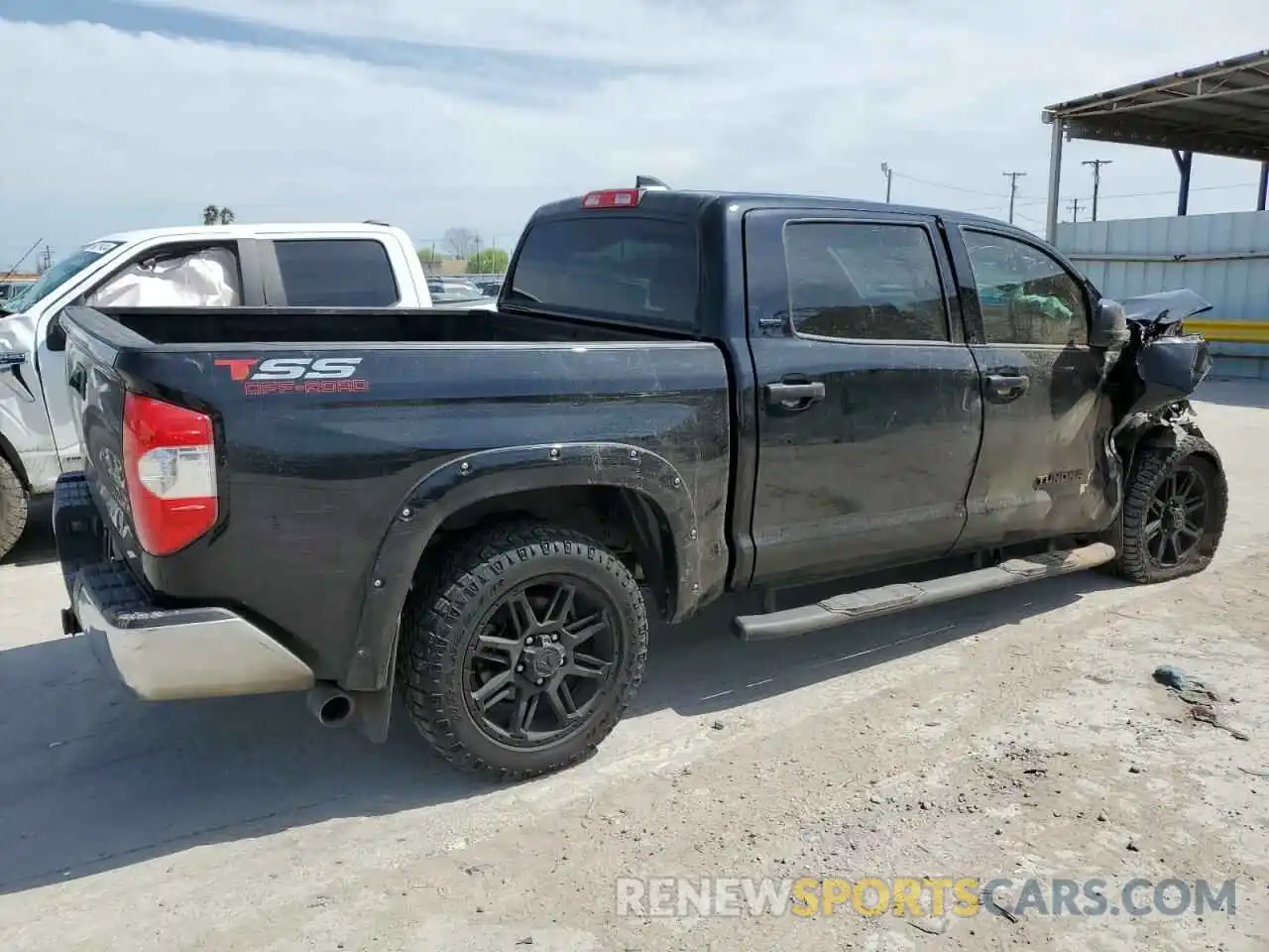 3 Photograph of a damaged car 5TFEY5F17LX265490 TOYOTA TUNDRA 2020