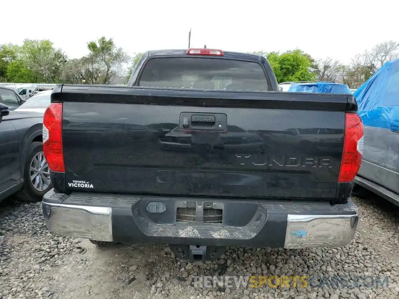 6 Photograph of a damaged car 5TFEY5F17LX265490 TOYOTA TUNDRA 2020