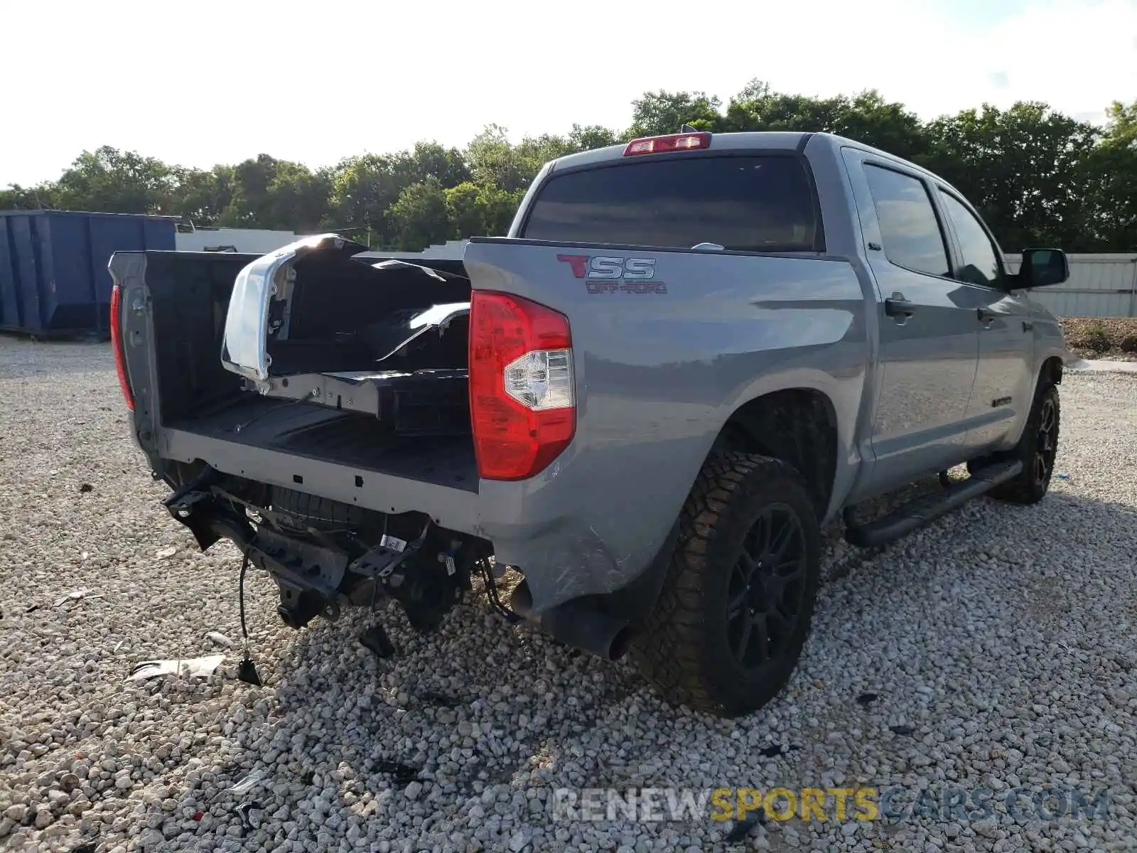 4 Photograph of a damaged car 5TFEY5F17LX266591 TOYOTA TUNDRA 2020