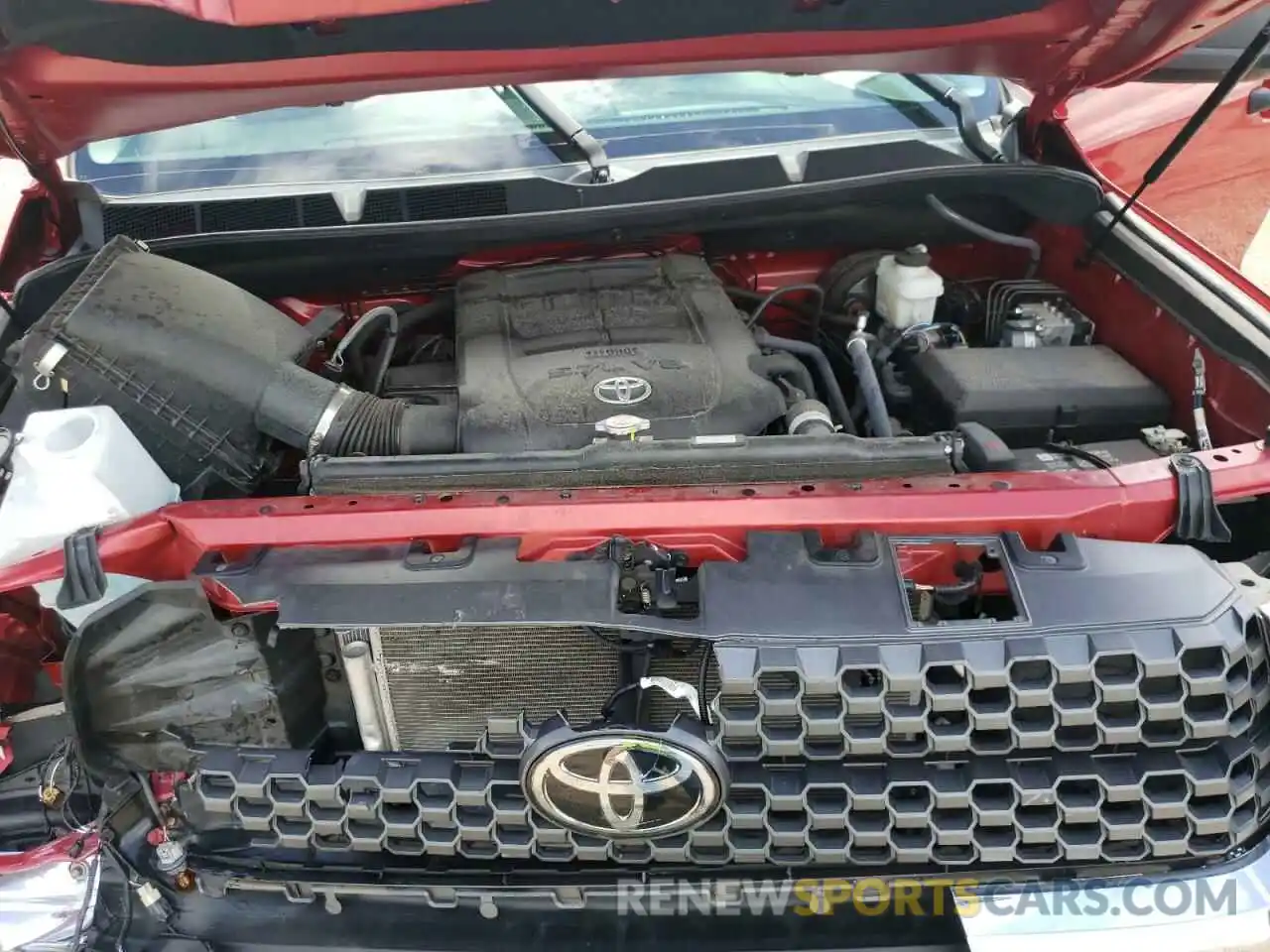 7 Photograph of a damaged car 5TFEY5F18LX269225 TOYOTA TUNDRA 2020