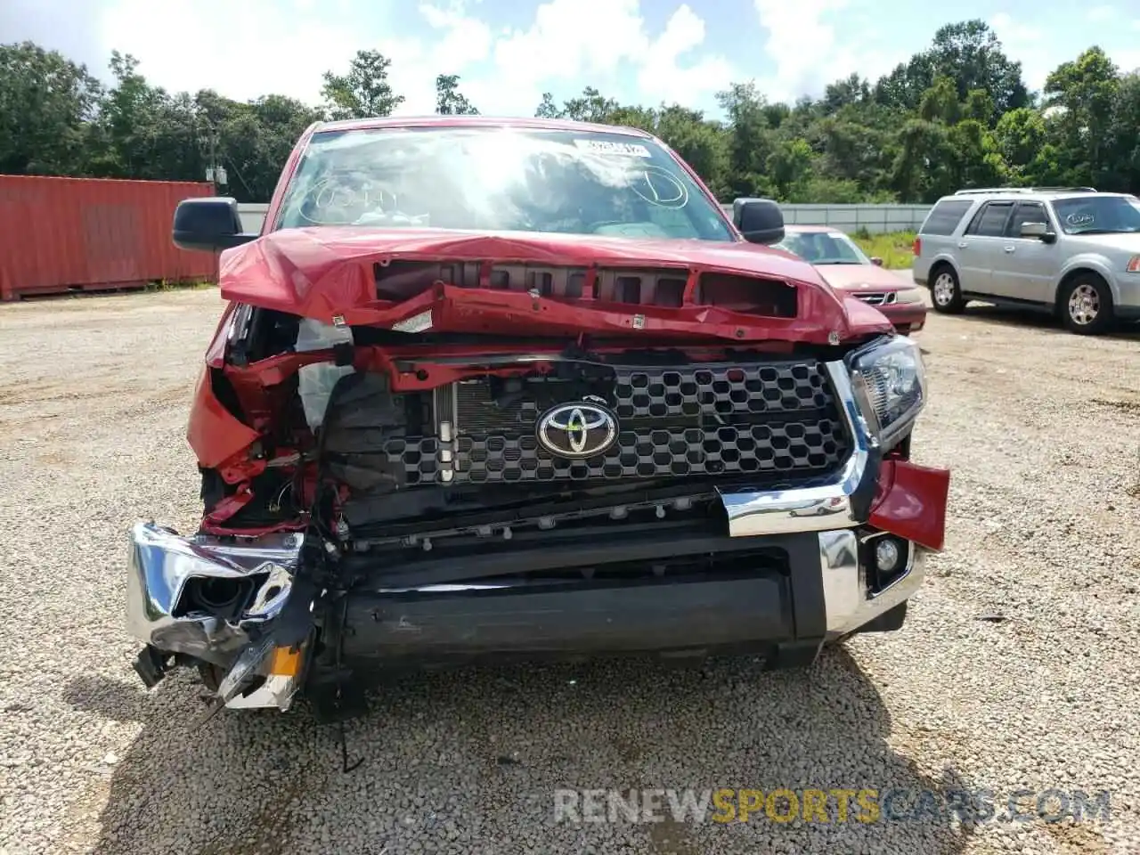 9 Photograph of a damaged car 5TFEY5F18LX269225 TOYOTA TUNDRA 2020