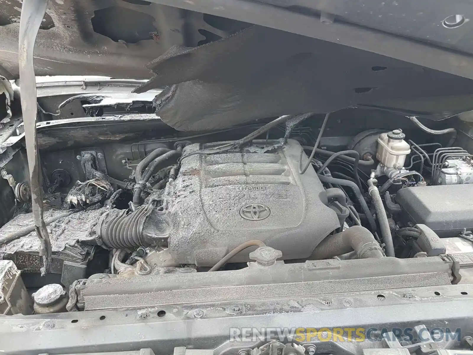 7 Photograph of a damaged car 5TFEY5F19LX260971 TOYOTA TUNDRA 2020