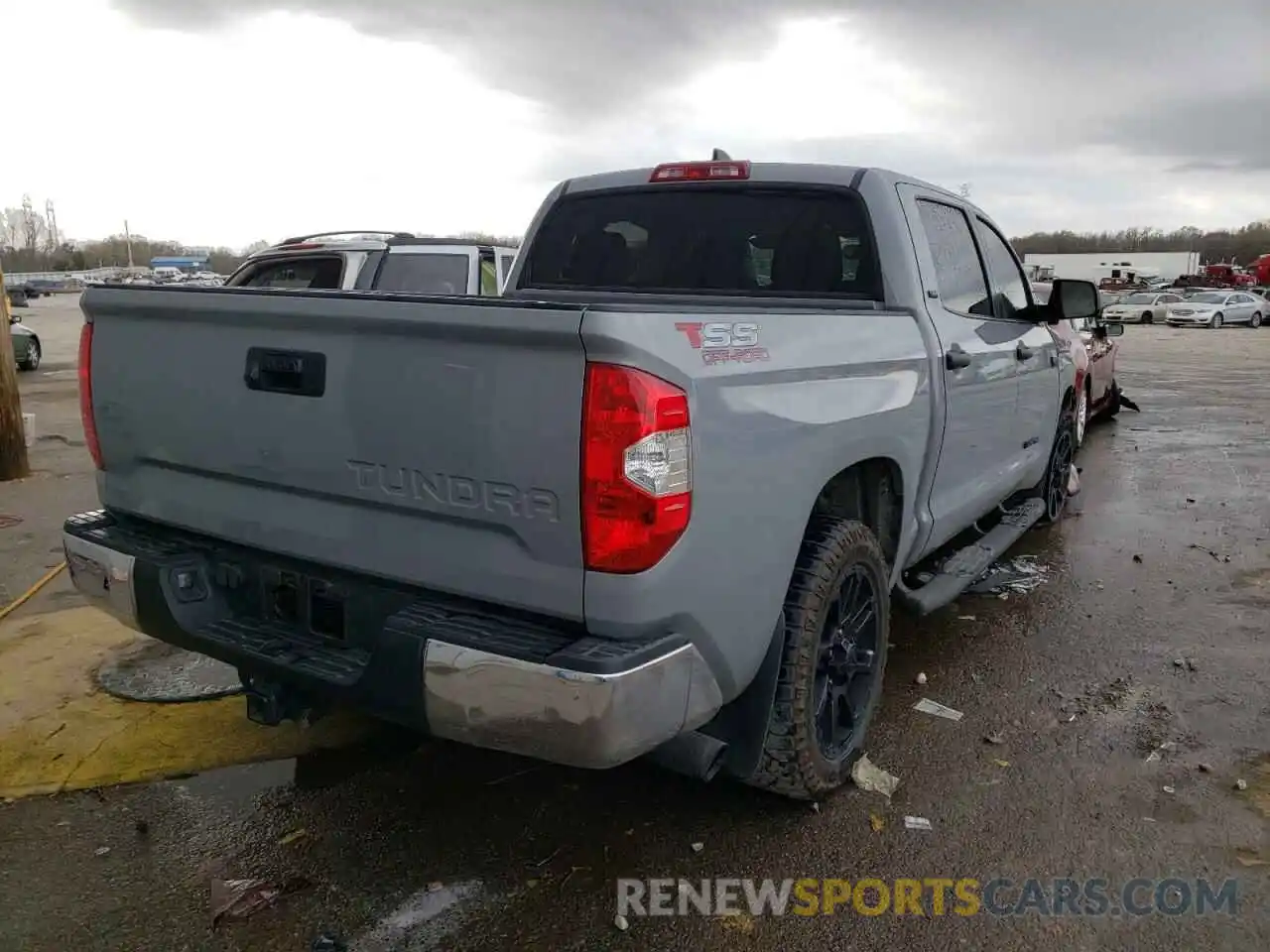 4 Photograph of a damaged car 5TFEY5F1XLX256279 TOYOTA TUNDRA 2020