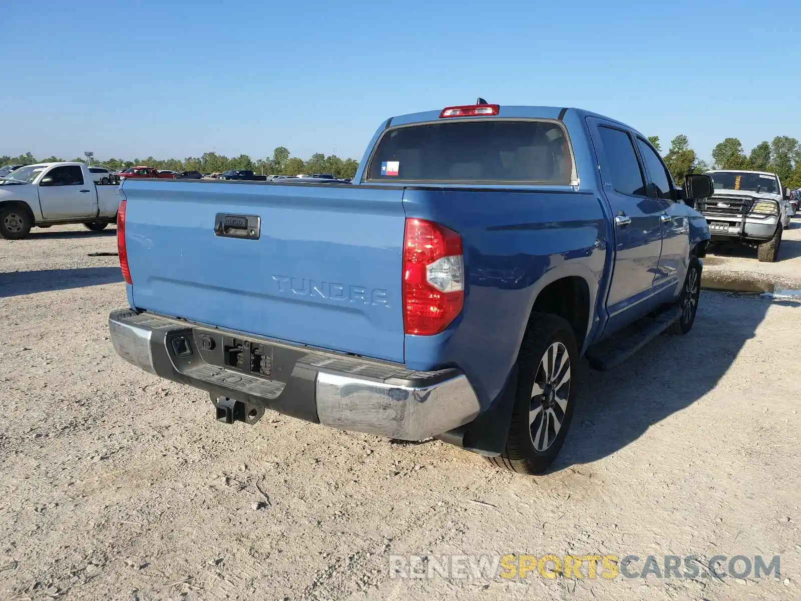 4 Photograph of a damaged car 5TFFY5F10LX261544 TOYOTA TUNDRA 2020