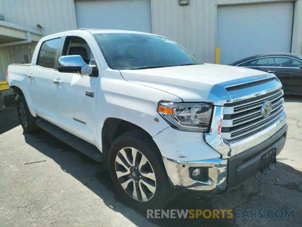 1 Photograph of a damaged car 5TFFY5F11LX265070 TOYOTA TUNDRA 2020