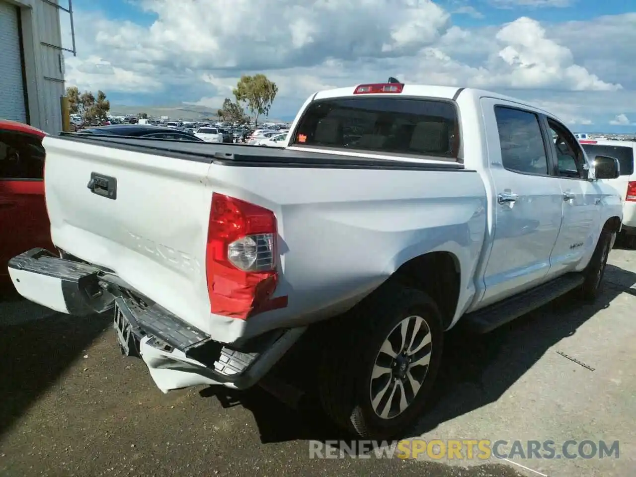 4 Photograph of a damaged car 5TFFY5F11LX265070 TOYOTA TUNDRA 2020