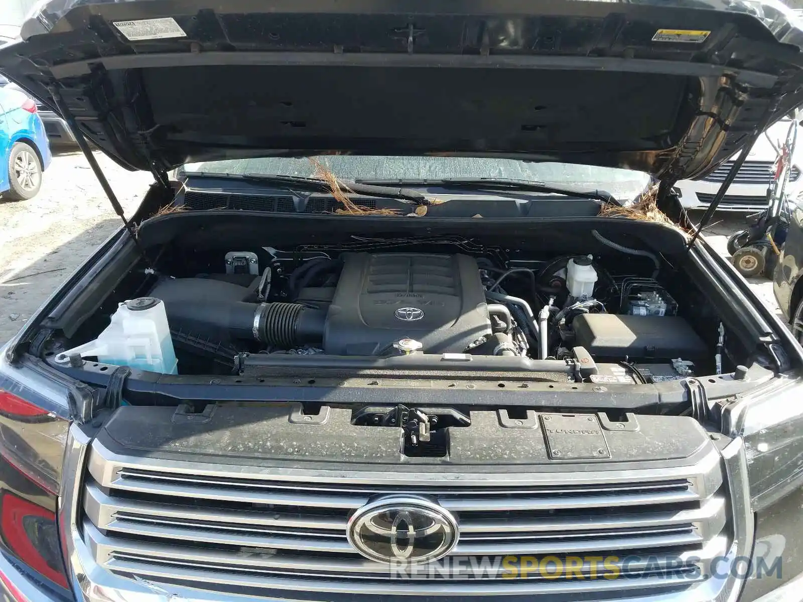 7 Photograph of a damaged car 5TFFY5F13LX259495 TOYOTA TUNDRA 2020