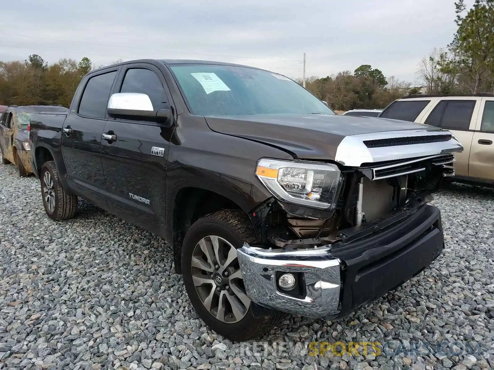 1 Photograph of a damaged car 5TFFY5F15LX260955 TOYOTA TUNDRA 2020