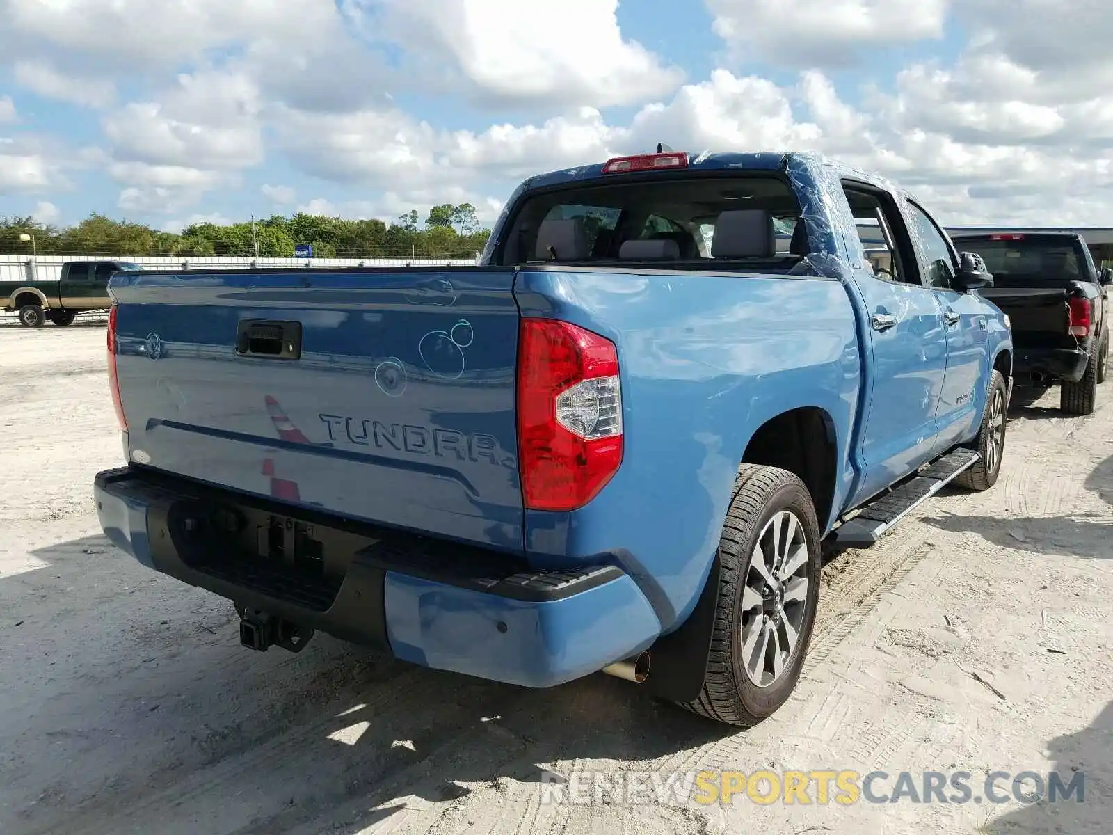 4 Photograph of a damaged car 5TFFY5F18LX267477 TOYOTA TUNDRA 2020