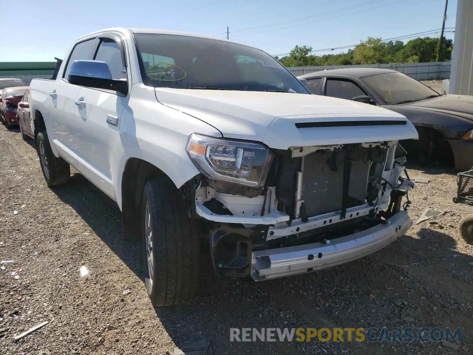 1 Photograph of a damaged car 5TFGY5F15LX257400 TOYOTA TUNDRA 2020