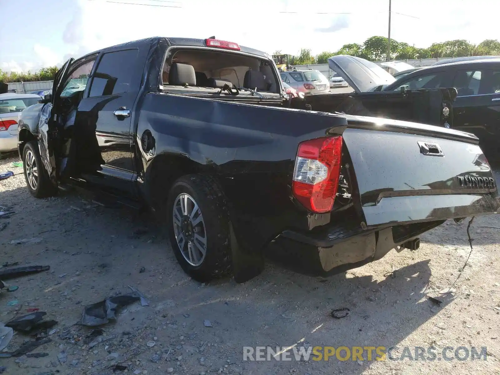 3 Photograph of a damaged car 5TFGY5F15LX263181 TOYOTA TUNDRA 2020