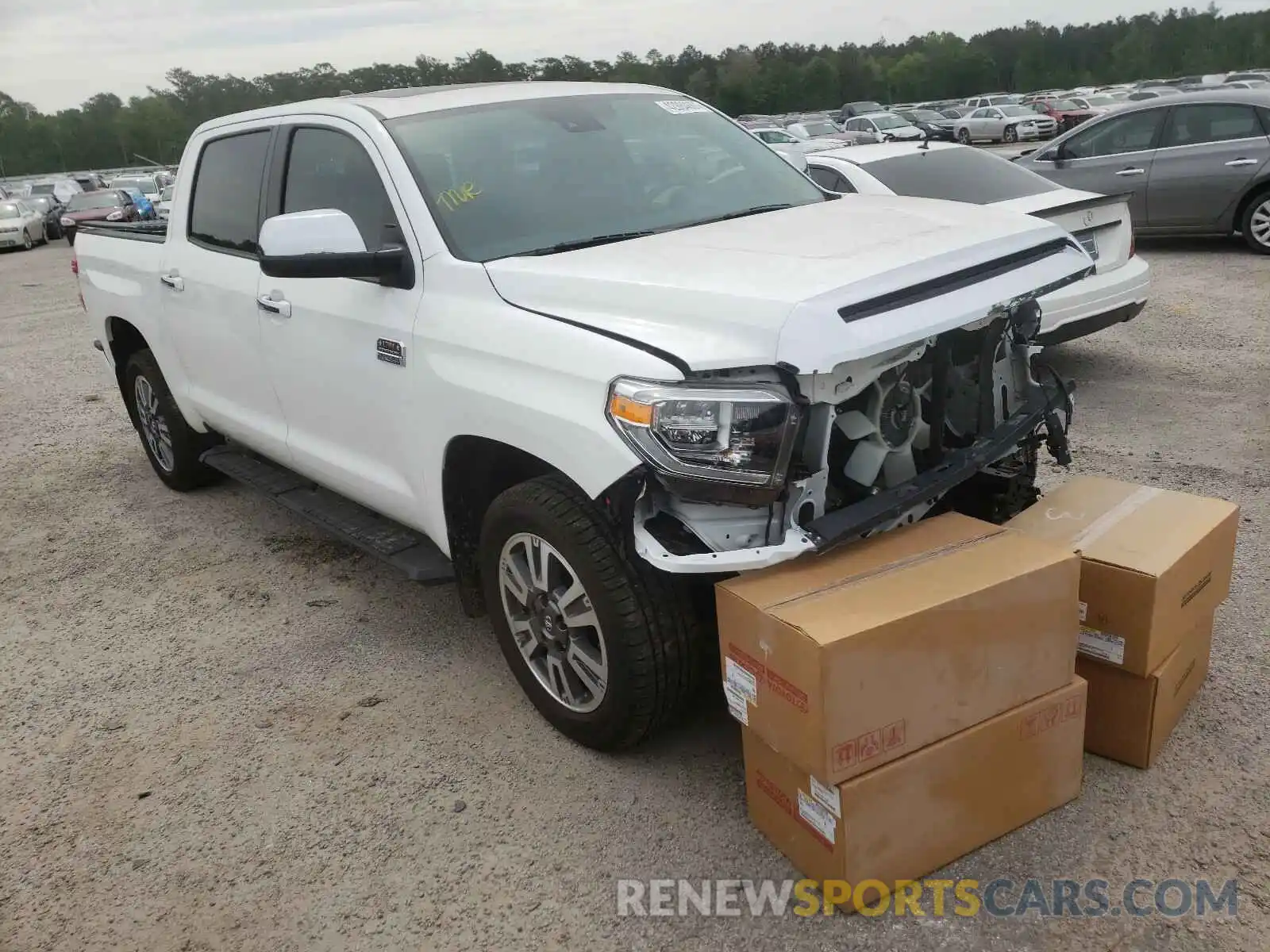 1 Photograph of a damaged car 5TFGY5F17LX265983 TOYOTA TUNDRA 2020