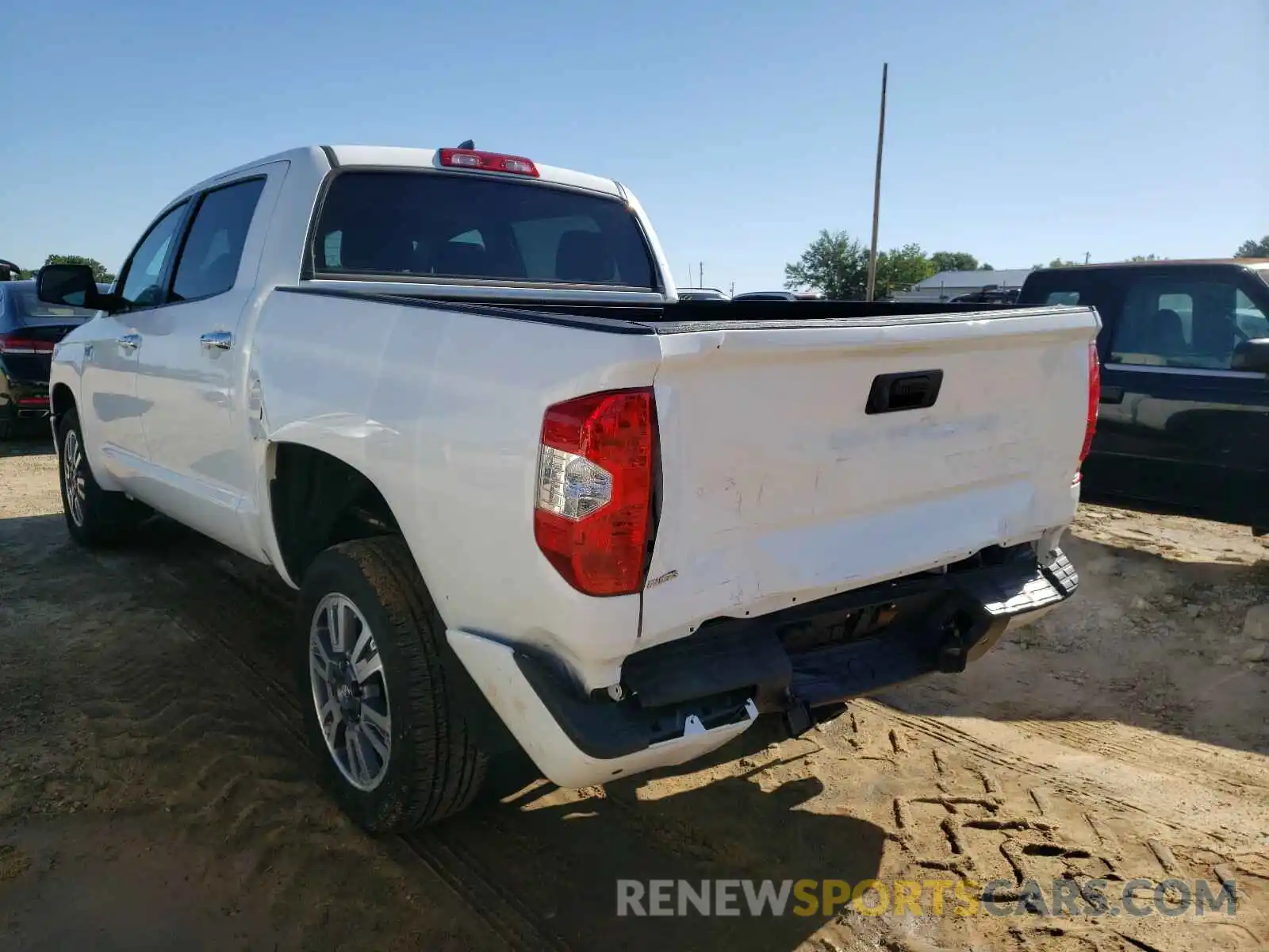 3 Photograph of a damaged car 5TFGY5F19LX263684 TOYOTA TUNDRA 2020