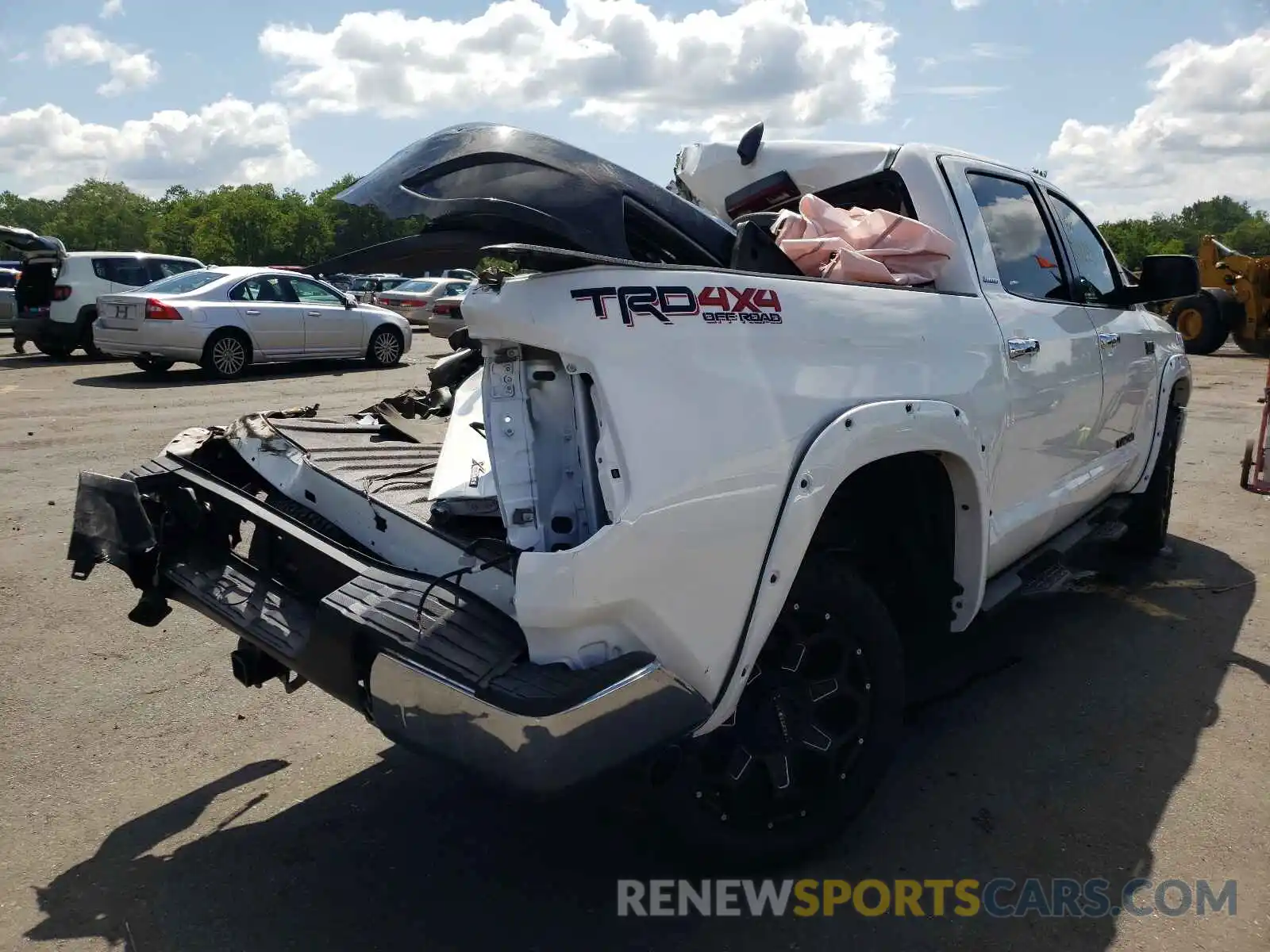 4 Photograph of a damaged car 5TFHY5F10LX907996 TOYOTA TUNDRA 2020