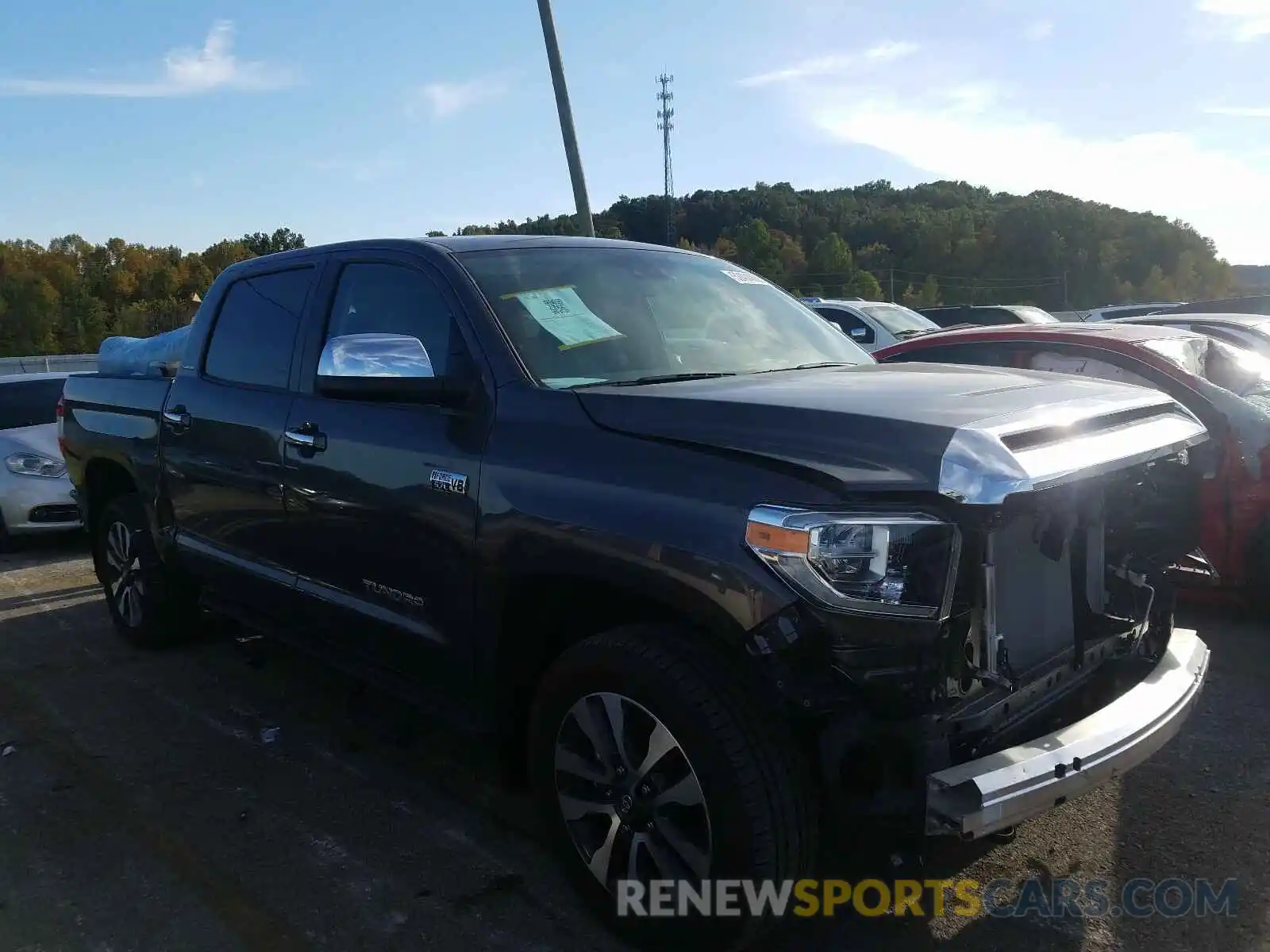 1 Photograph of a damaged car 5TFHY5F10LX934583 TOYOTA TUNDRA 2020