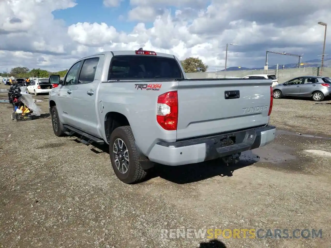 3 Photograph of a damaged car 5TFHY5F12LX876993 TOYOTA TUNDRA 2020