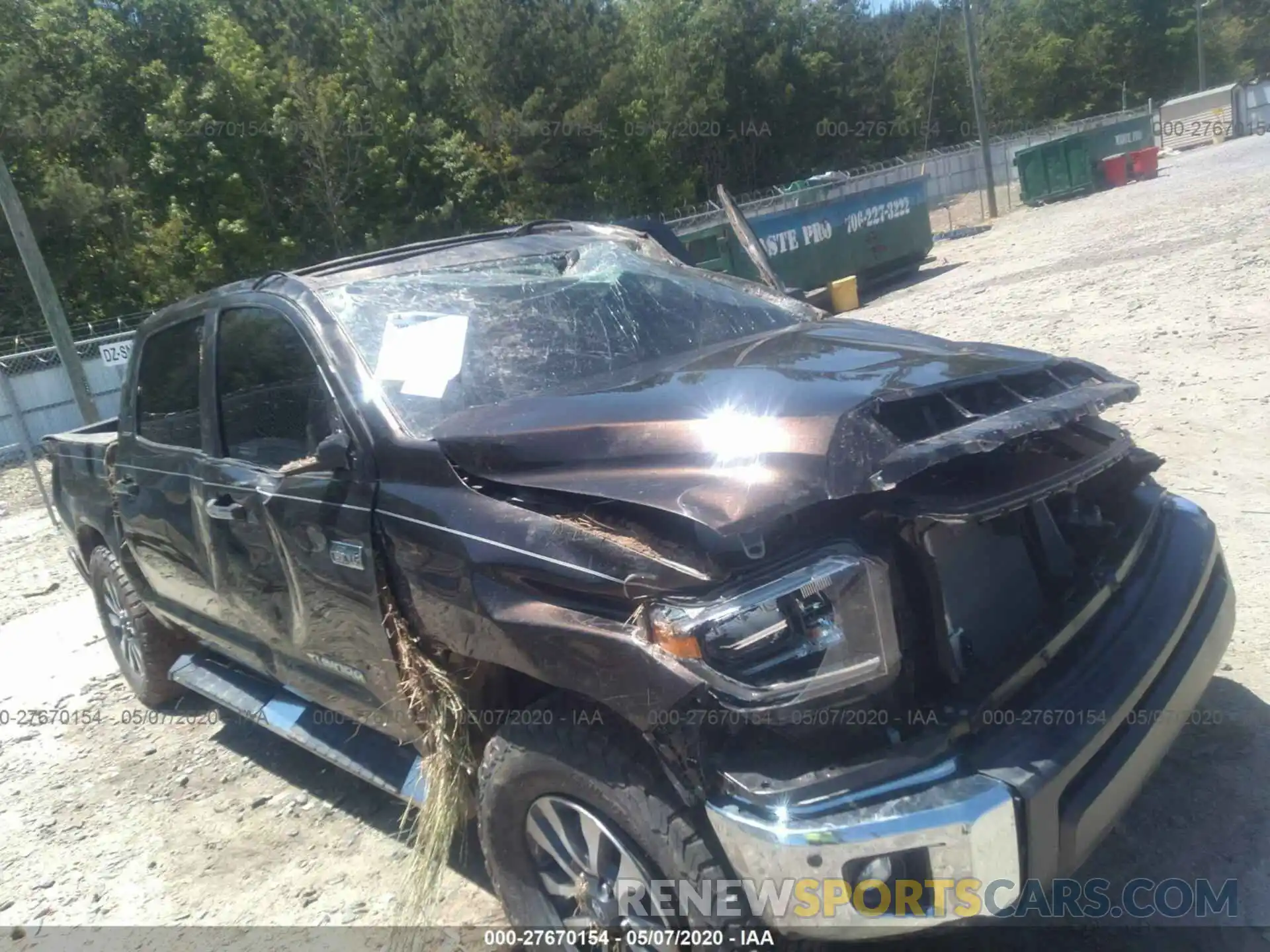 6 Photograph of a damaged car 5TFHY5F12LX880560 TOYOTA TUNDRA 2020