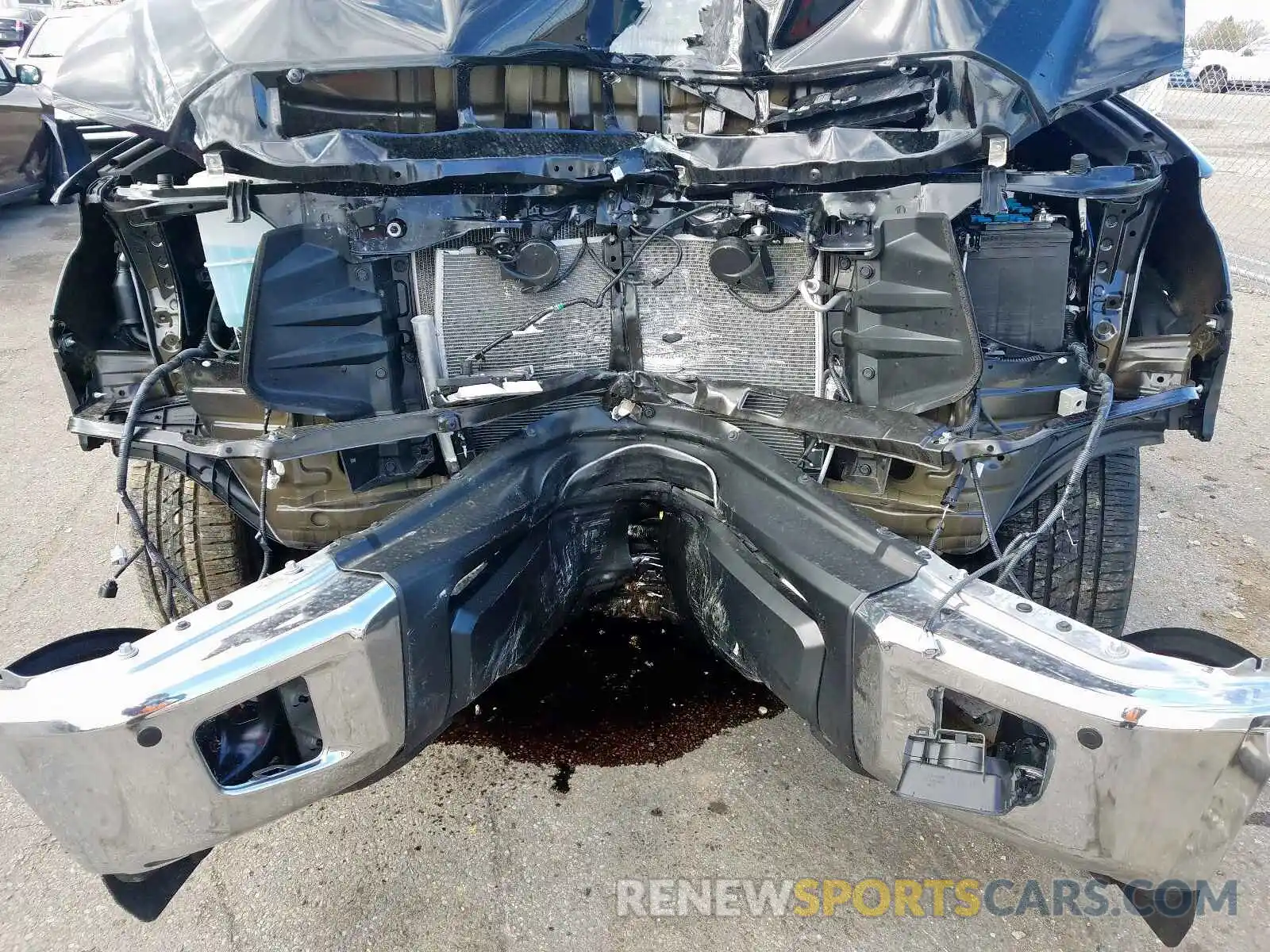 9 Photograph of a damaged car 5TFHY5F12LX882907 TOYOTA TUNDRA 2020