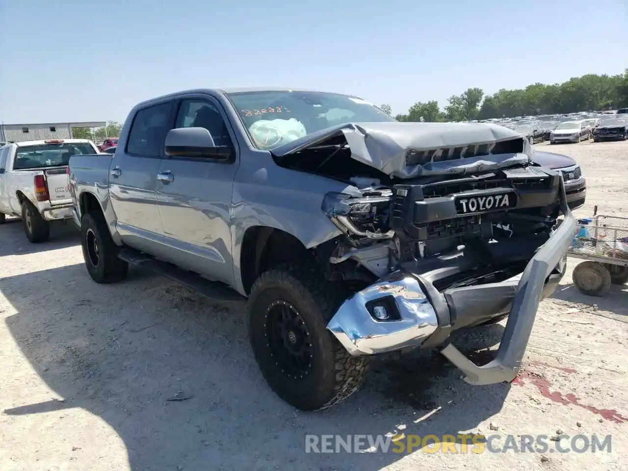 1 Photograph of a damaged car 5TFHY5F13LX882883 TOYOTA TUNDRA 2020