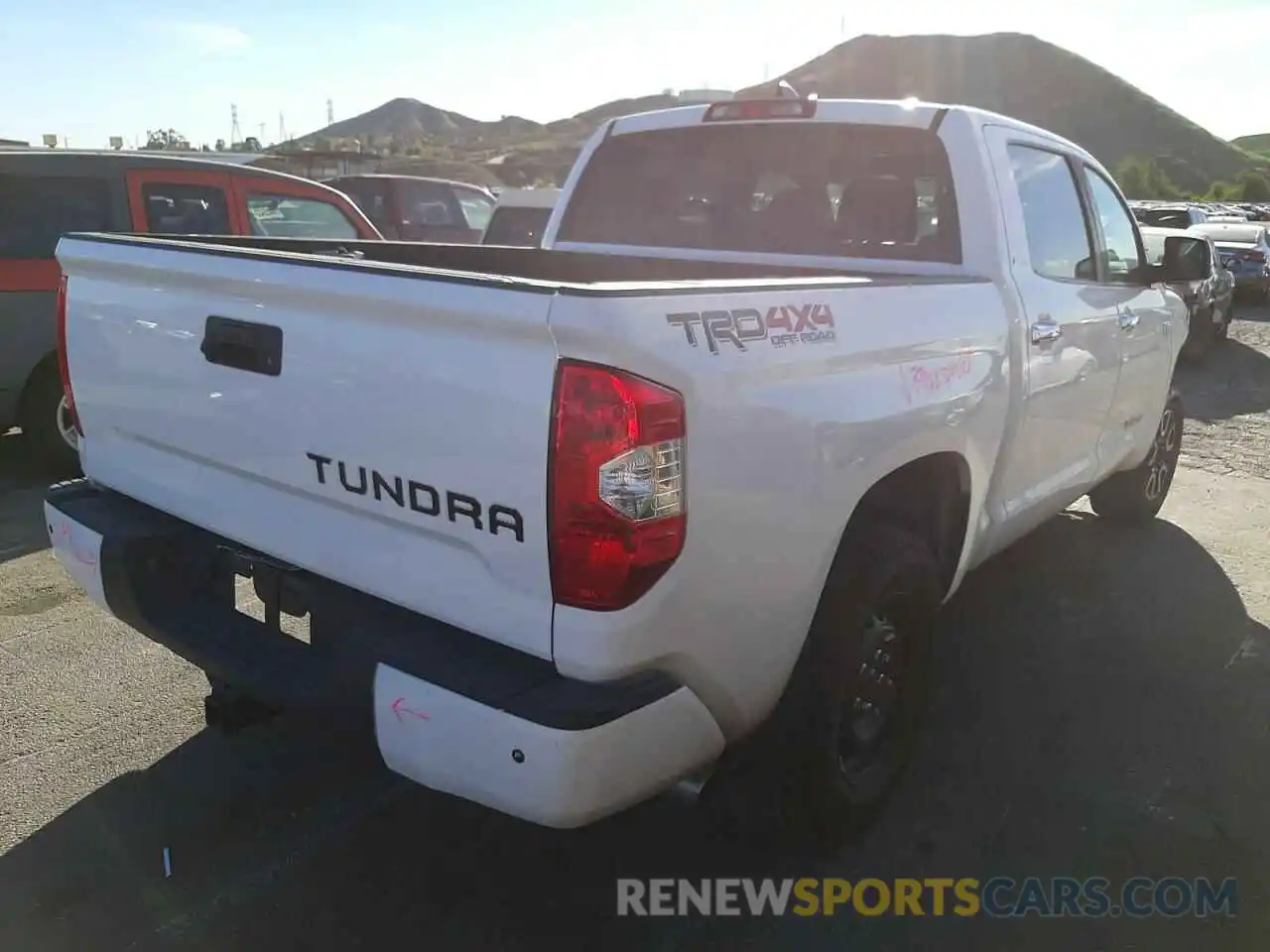 4 Photograph of a damaged car 5TFHY5F13LX884939 TOYOTA TUNDRA 2020