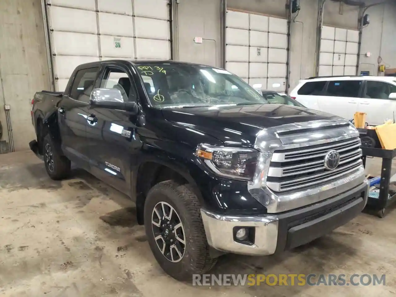 1 Photograph of a damaged car 5TFHY5F13LX894404 TOYOTA TUNDRA 2020