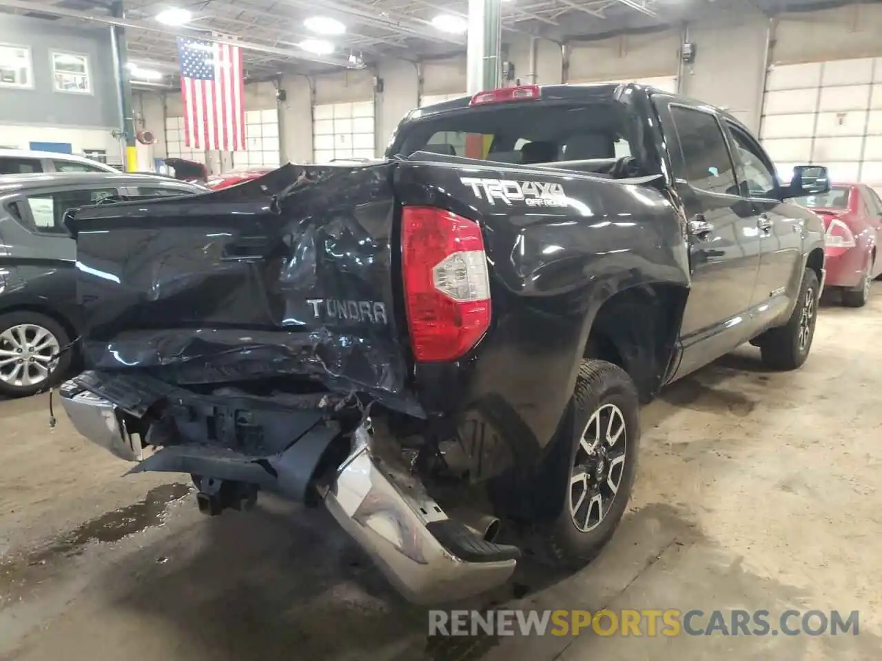 4 Photograph of a damaged car 5TFHY5F13LX894404 TOYOTA TUNDRA 2020