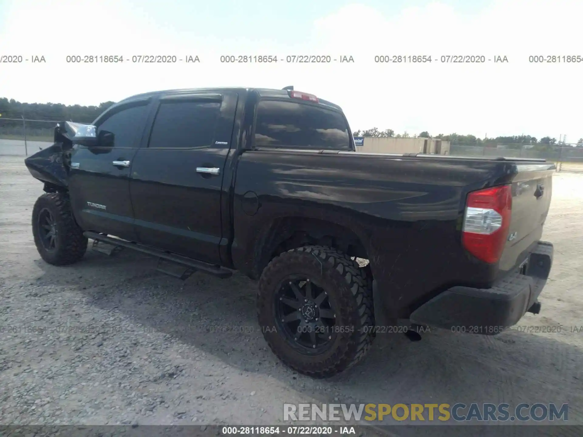 3 Photograph of a damaged car 5TFHY5F13LX906390 TOYOTA TUNDRA 2020