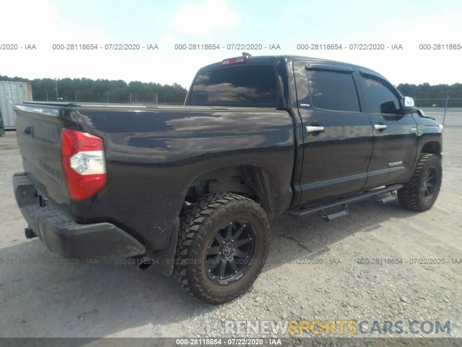 4 Photograph of a damaged car 5TFHY5F13LX906390 TOYOTA TUNDRA 2020