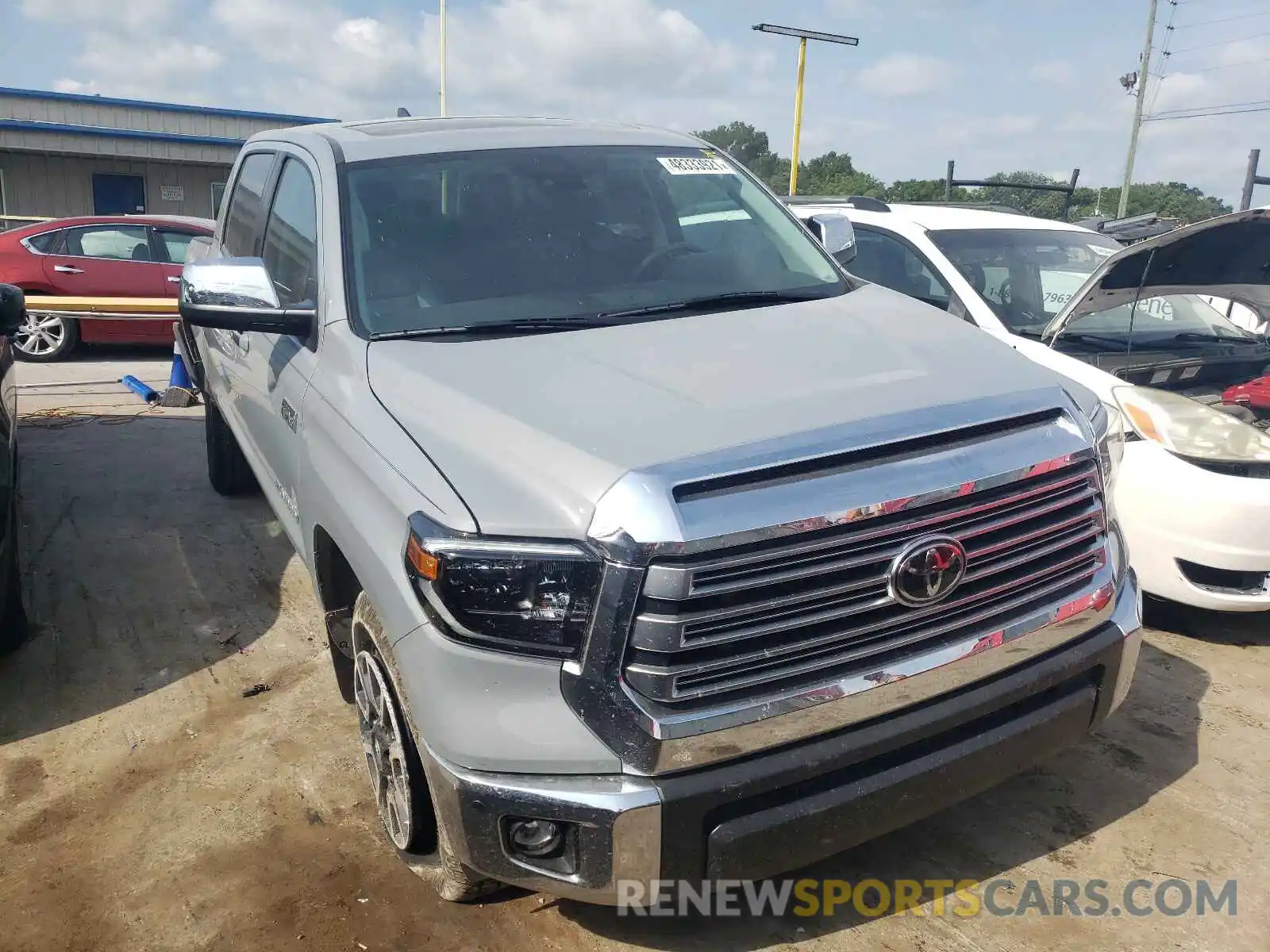 1 Photograph of a damaged car 5TFHY5F13LX929278 TOYOTA TUNDRA 2020