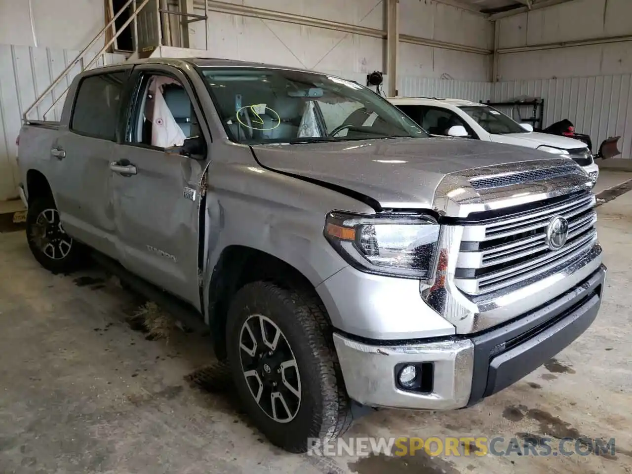 1 Photograph of a damaged car 5TFHY5F14LX870936 TOYOTA TUNDRA 2020