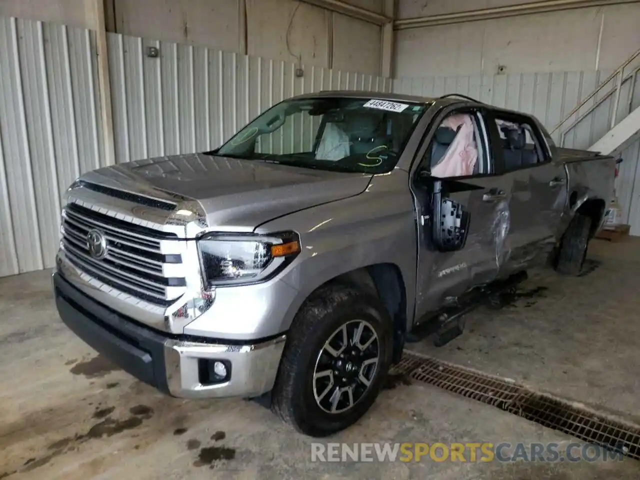 2 Photograph of a damaged car 5TFHY5F14LX870936 TOYOTA TUNDRA 2020