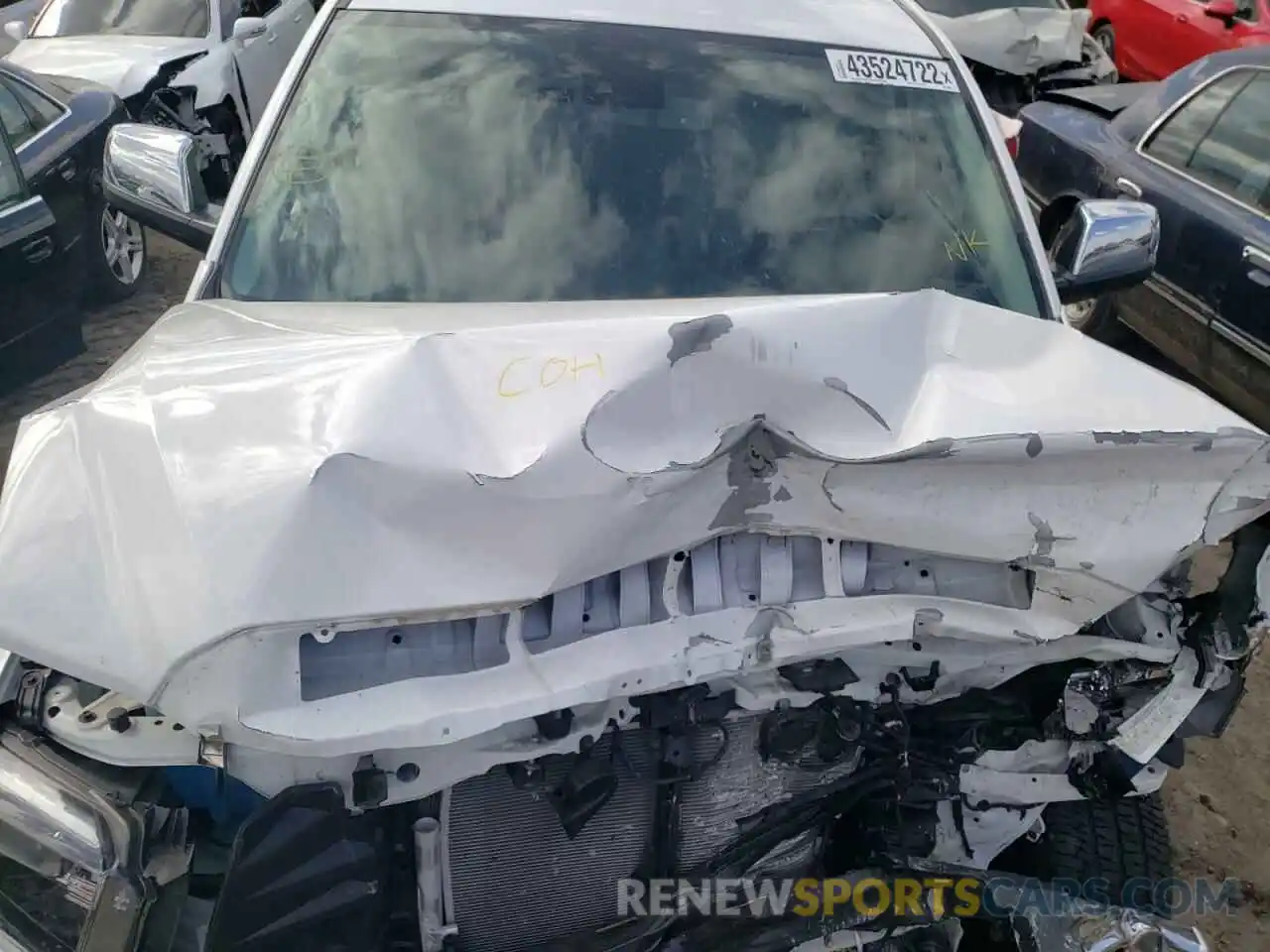 7 Photograph of a damaged car 5TFHY5F14LX937891 TOYOTA TUNDRA 2020