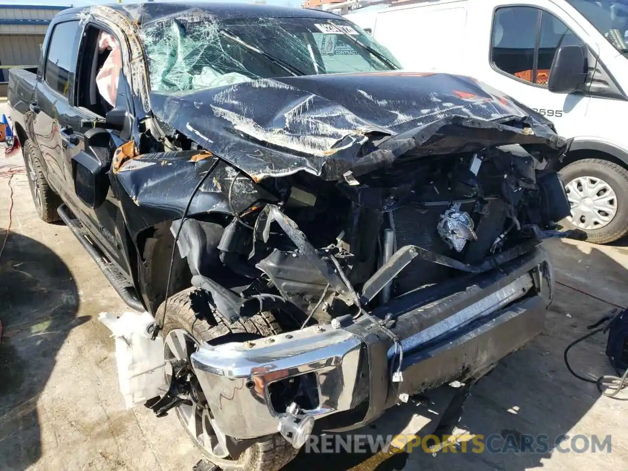 9 Photograph of a damaged car 5TFHY5F15LX917715 TOYOTA TUNDRA 2020