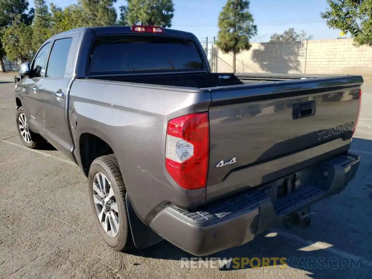 3 Photograph of a damaged car 5TFHY5F16LX926259 TOYOTA TUNDRA 2020