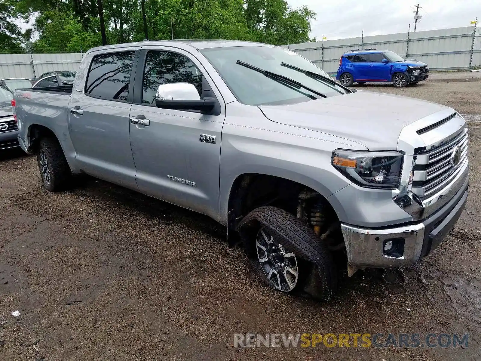 1 Photograph of a damaged car 5TFHY5F17LX895829 TOYOTA TUNDRA 2020